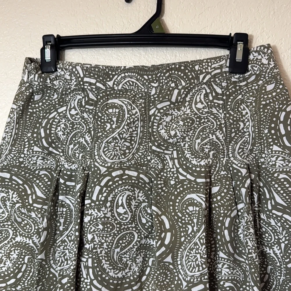 Gap Paisley Print Skirt in Green and White
